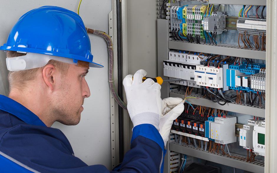 installateur électricien Paris 3