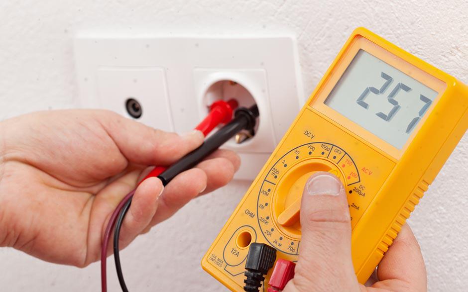 installation électrique maison Égly